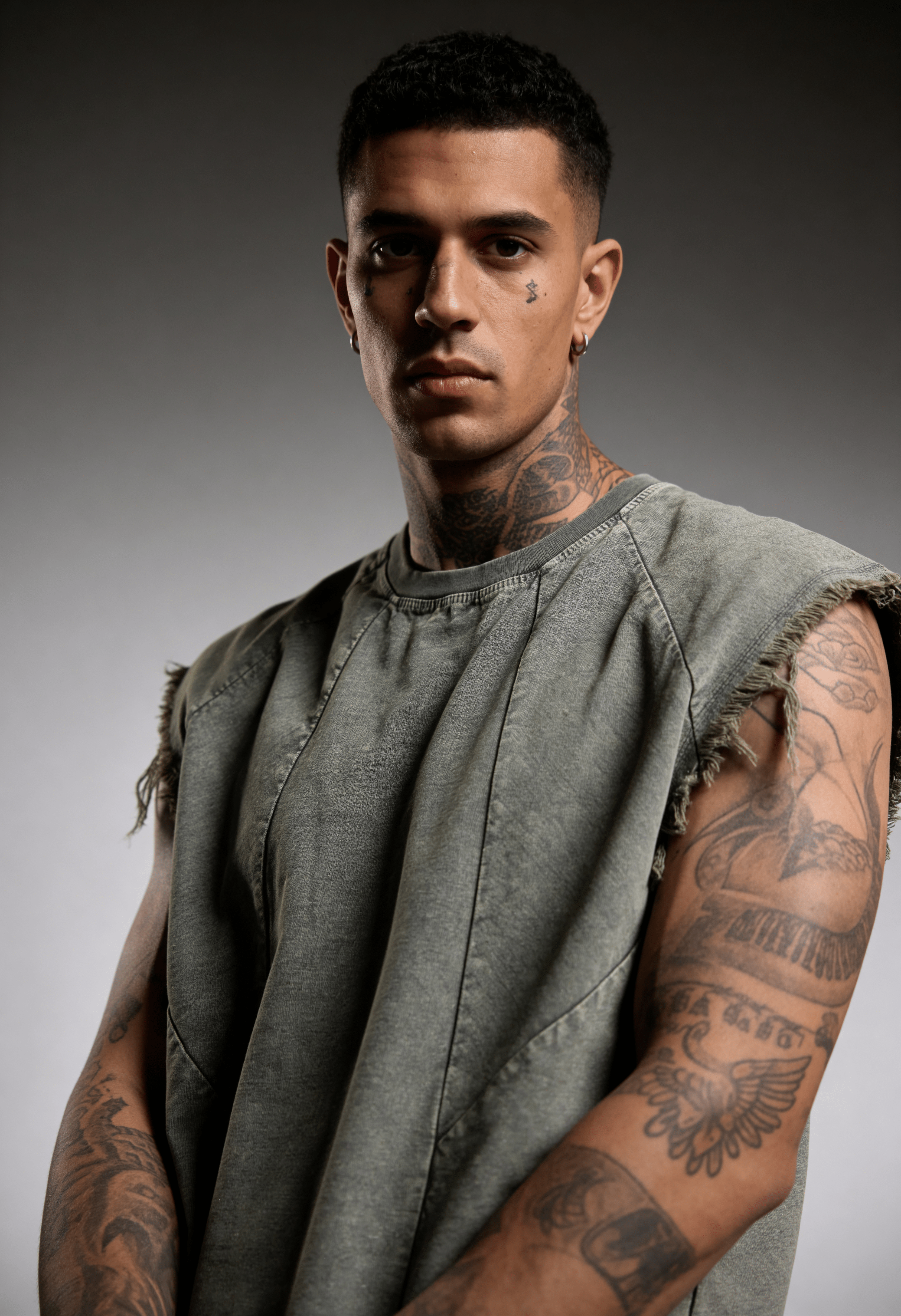FRAY DENIM WASHED VEST