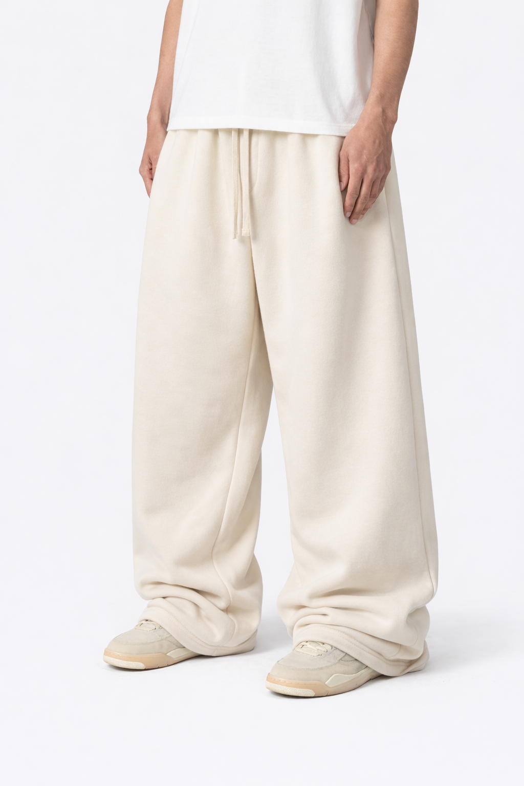 CLASSIC CREAM WIDE LEG BAGGY SWEATPANTS (350 GSM)