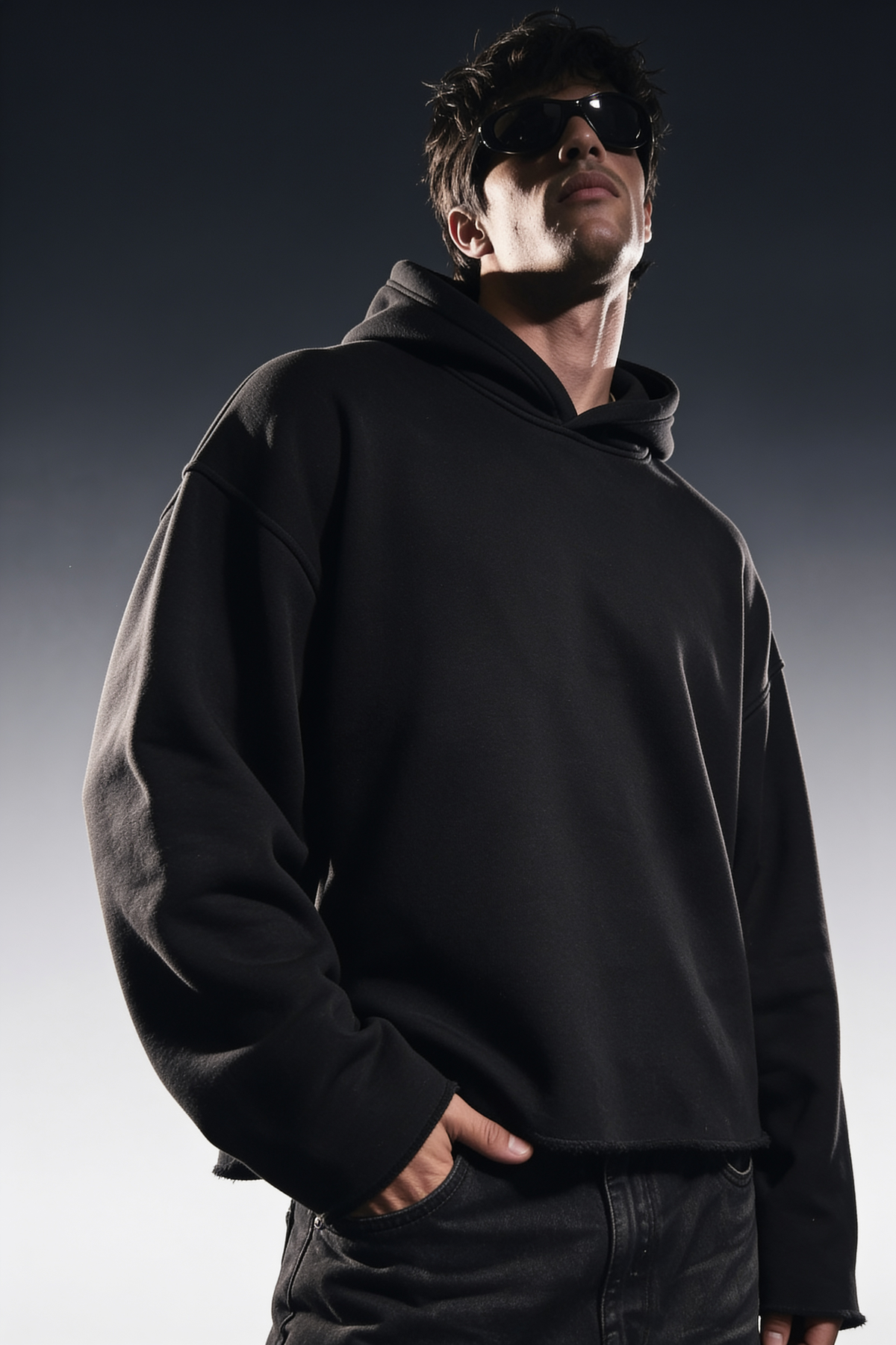 CORE BLACK CROPPED ESSENTIAL HOODIE