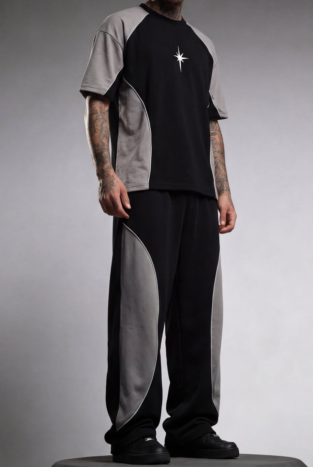 GREYSCALE BAGGY SWEATPANTS